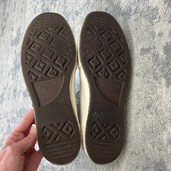 Comme des Garcons PLAY CdG x Converse Chuck Taylor All Star High Top Sneakers 11 - Picture 13 of 14